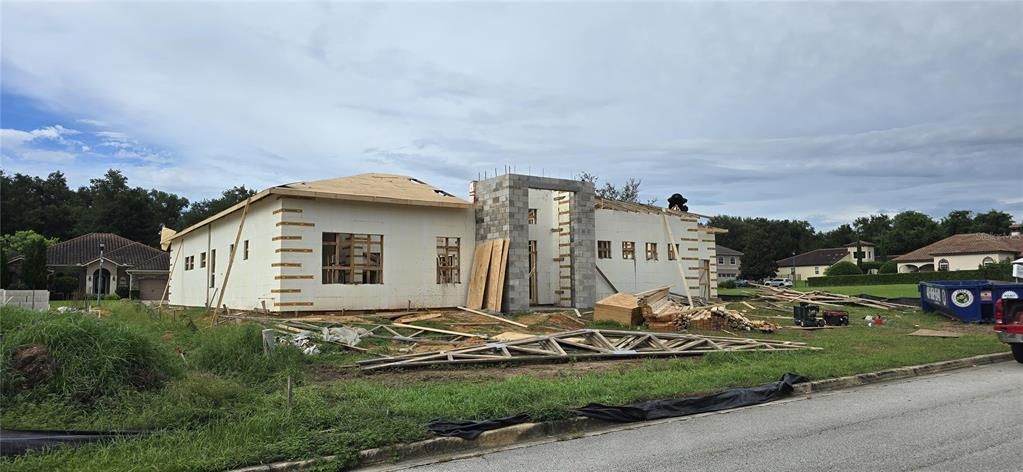 Exterior, Facade, Spanish Mediterranean