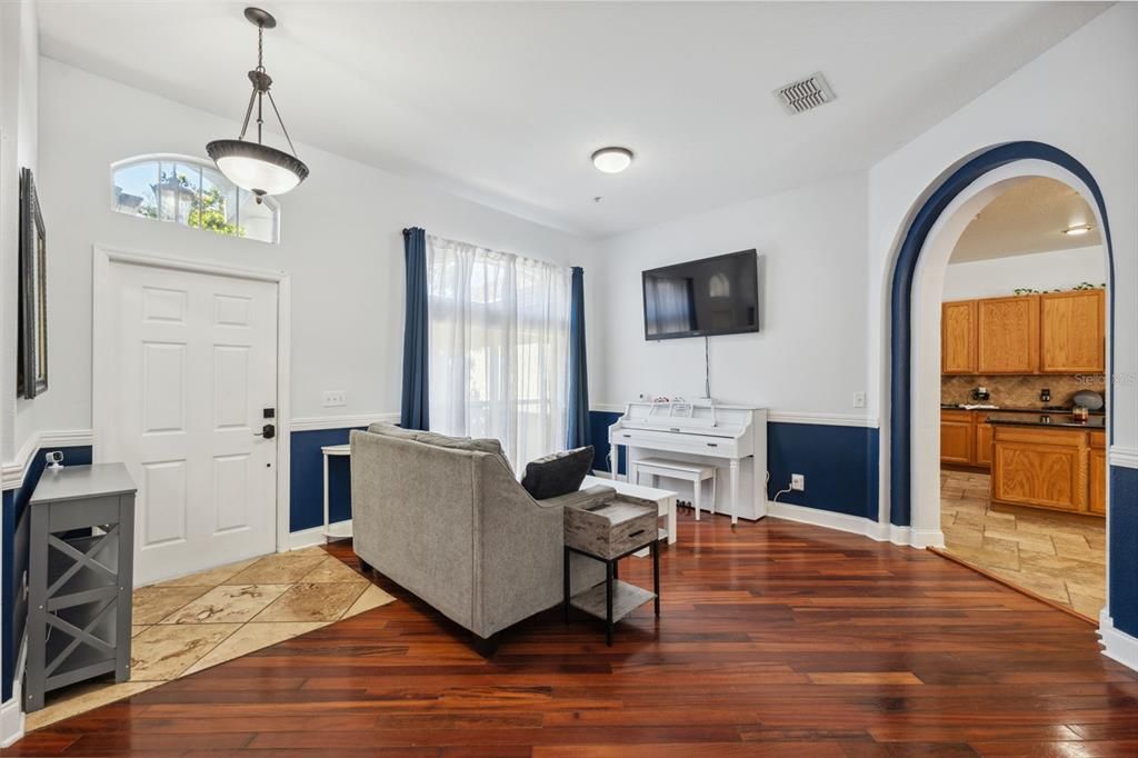 Interior, Living room, Pendant Lights, Wood Texture Flooring