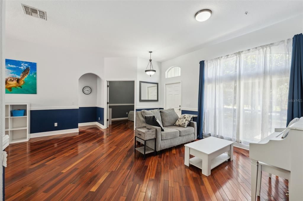 Interior, Living room, Pendant Lights, Wood Texture Flooring
