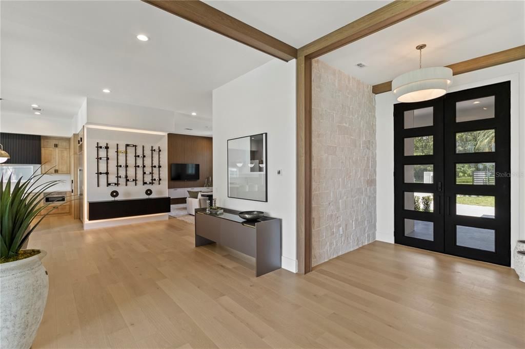 Interior, Pendant Lights, Recessed Lighting, Wood Texture Flooring
