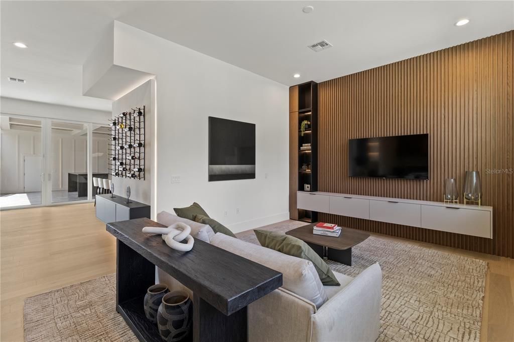 Interior, Living room, Recessed Lighting, Wine Storage, Wood Texture Flooring