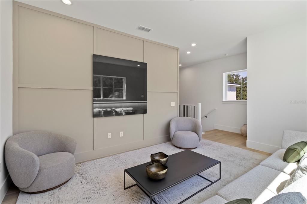 Interior, Living room, Recessed Lighting, Wood Texture Flooring