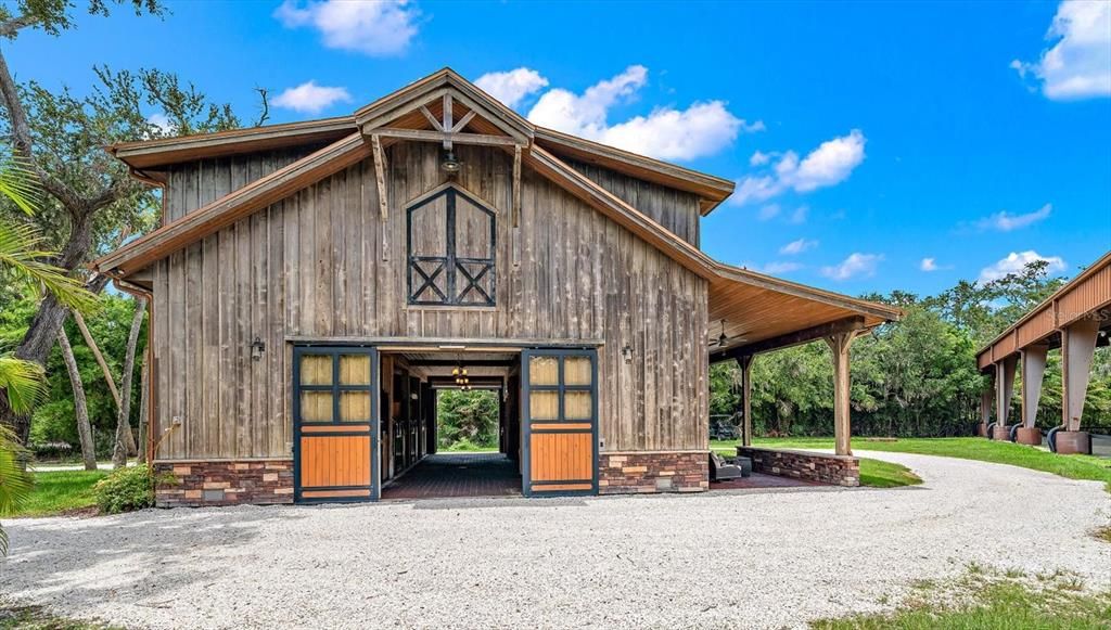 Backyard, Exterior, Facade, Log Home