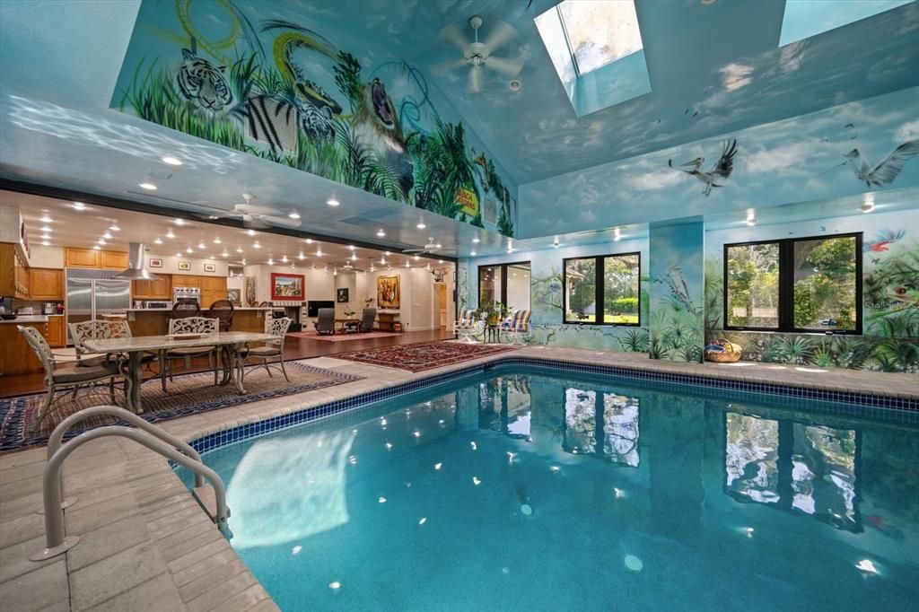 Dining room, Interior, Kitchen, Pool, Recessed Lighting