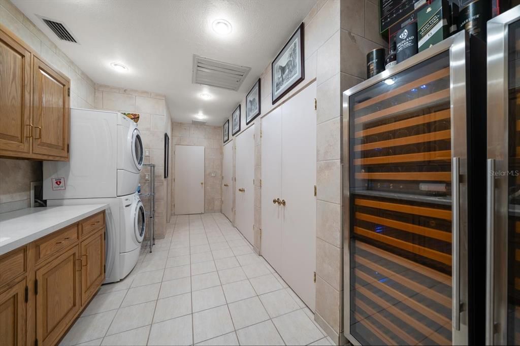 Interior, Recessed Lighting, Utility Closets, Washer