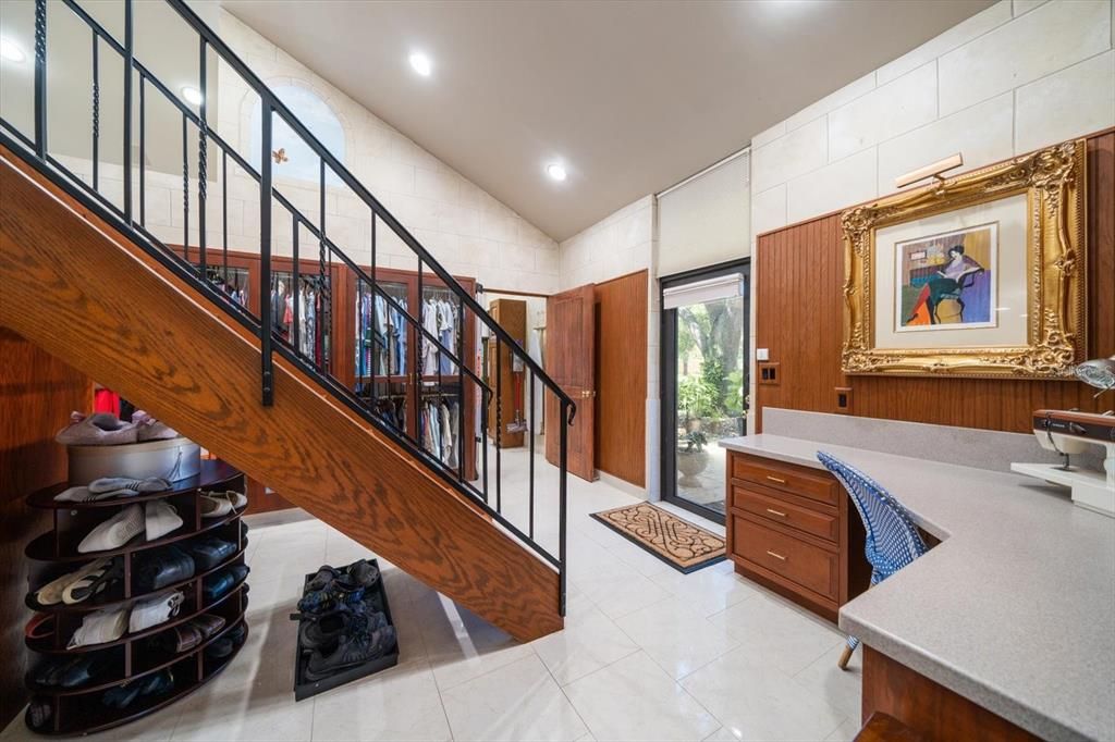 Interior, Recessed Lighting