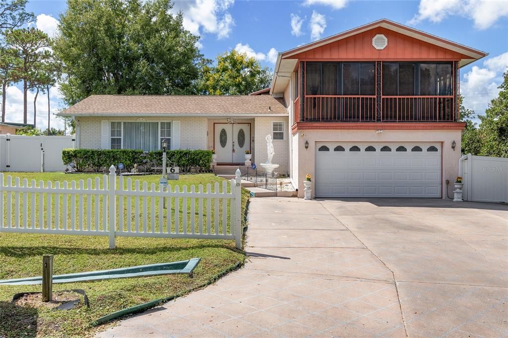 Attached, Backyard, Exterior, Facade, Split Level
