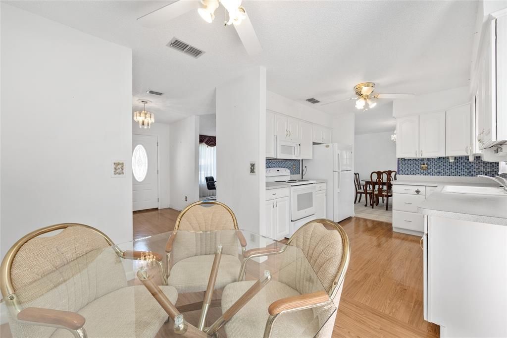 Chandelier, Dining room, Interior, Kitchen, Pendant Lights, Wood Texture Flooring