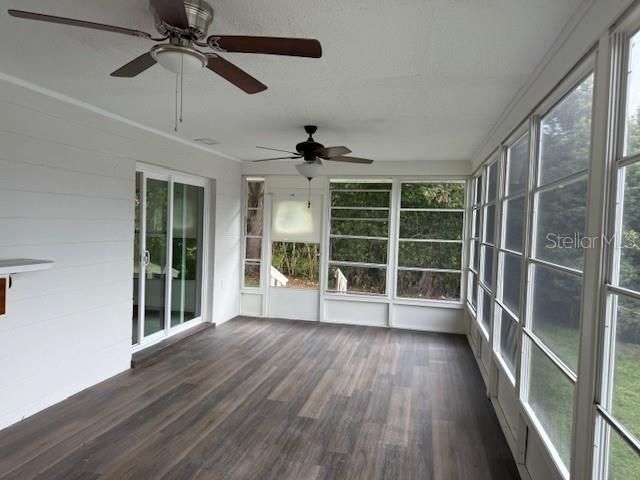 Empty room, Interior, Sun Room, Wood Texture Flooring
