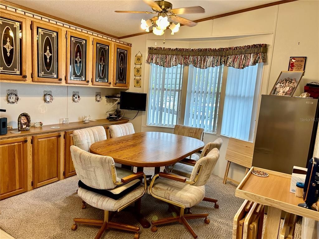 Dining room, Interior