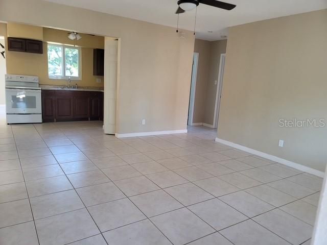Empty room, Interior, Kitchen