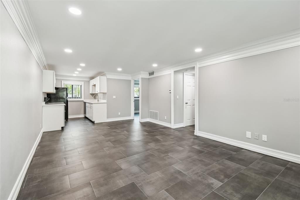 Empty room, Interior, Kitchen, Recessed Lighting