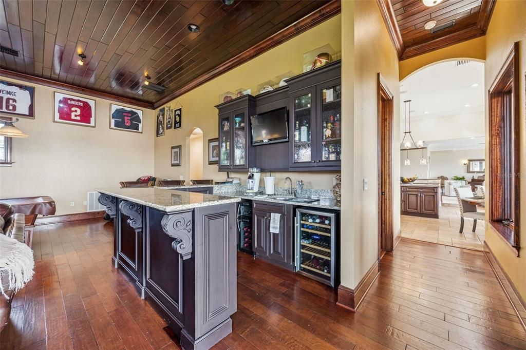 Interior, Kitchen, Pendant Lights, Recessed Lighting, Wooden Ceilings, Wood Texture Flooring