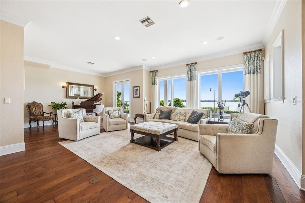 Interior, Living room, Piano, Recessed Lighting, Wood Texture Flooring