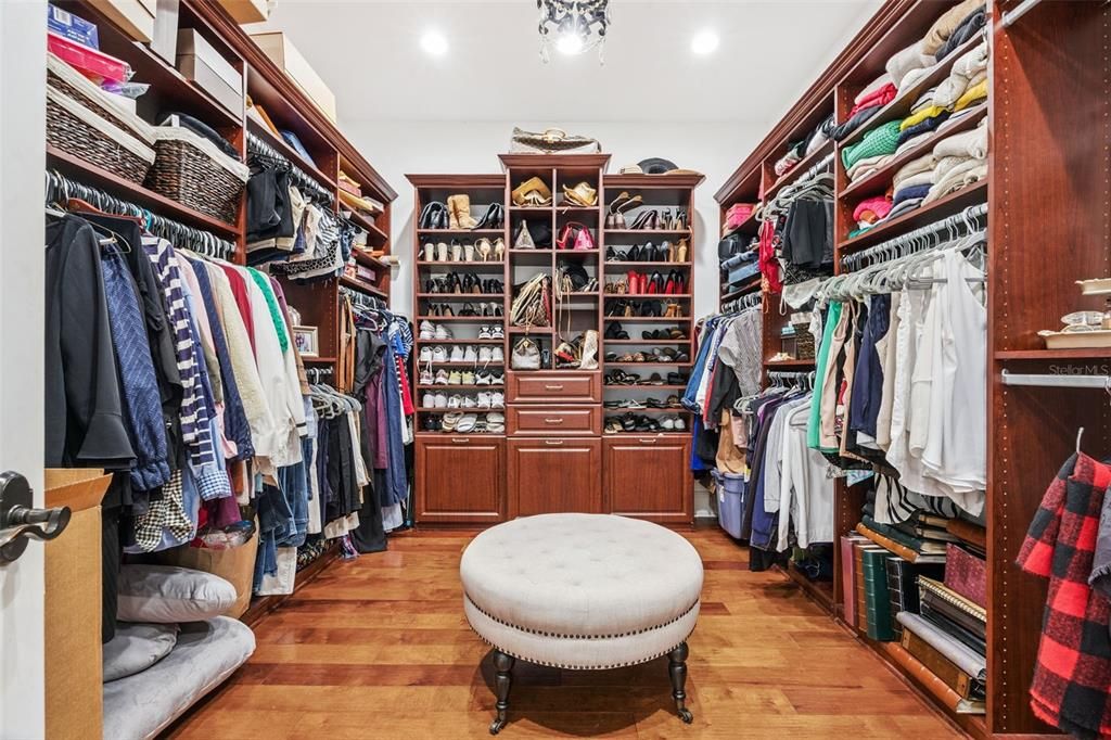 Interior, Recessed Lighting, Walk-in Closets, Wood Texture Flooring