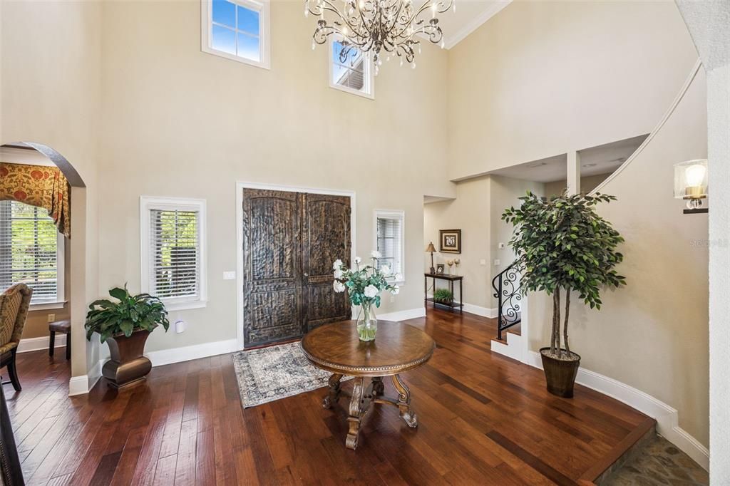 Chandelier, Interior, Wood Texture Flooring