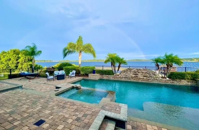 Exterior, Pool, Water