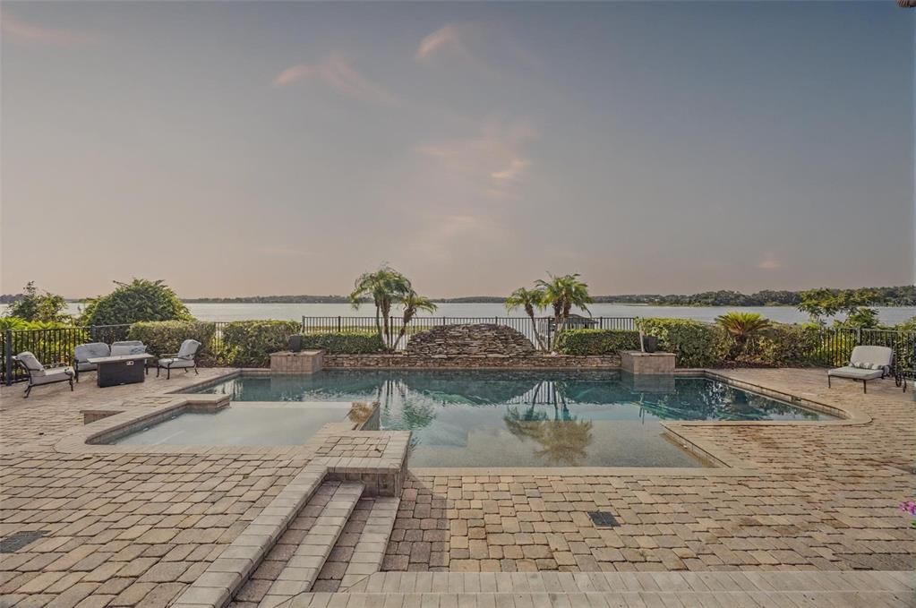 Exterior, Pool, Water