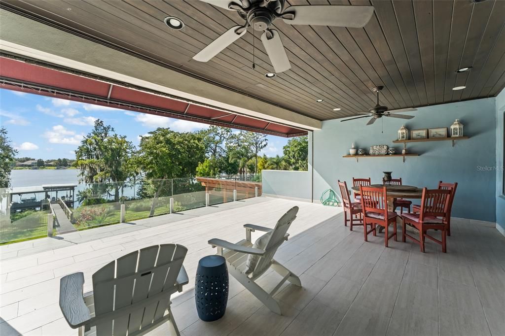 Dining room, Exterior, Recessed Lighting, Water