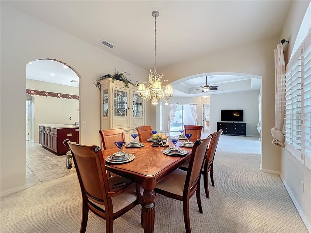 Chandelier, Dining room, Interior