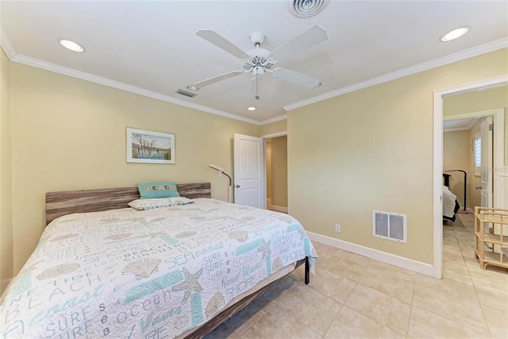 Bedroom, Interior, Recessed Lighting
