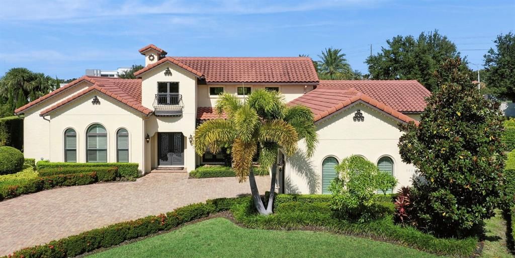 Backyard, Exterior, Facade, Mediterranean