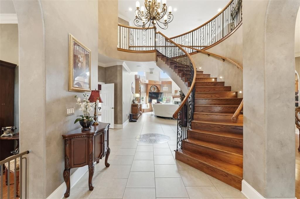 Chandelier, Interior, Recessed Lighting