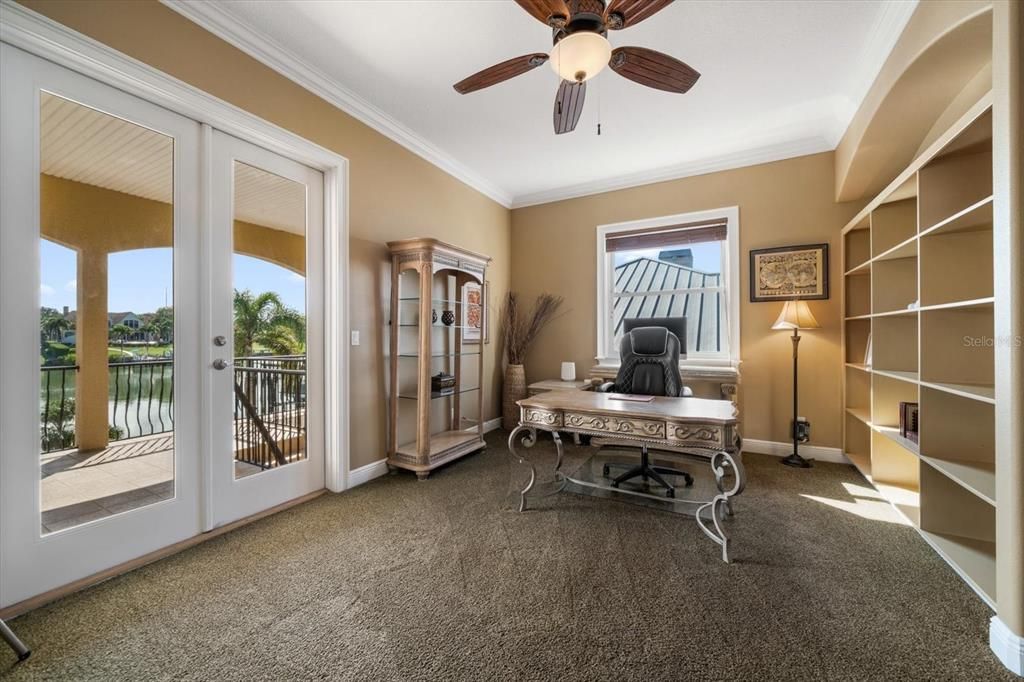 Home Office, Interior, Water