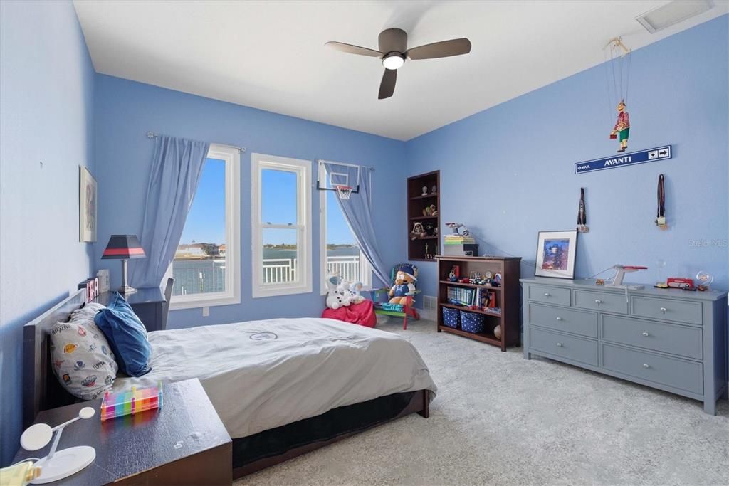 Bedroom, Interior, Water