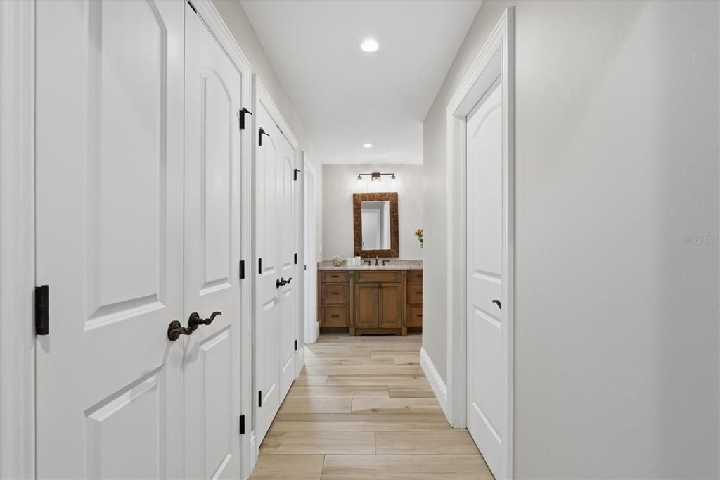 Interior, Recessed Lighting