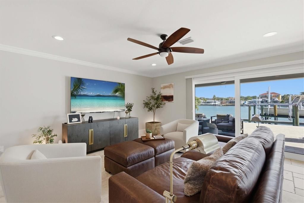 Interior, Living room, Recessed Lighting, Water