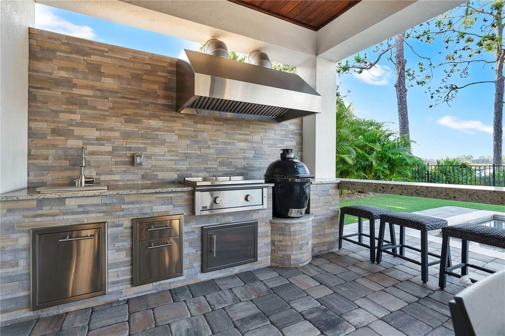 Exterior, Outdoor Kitchen