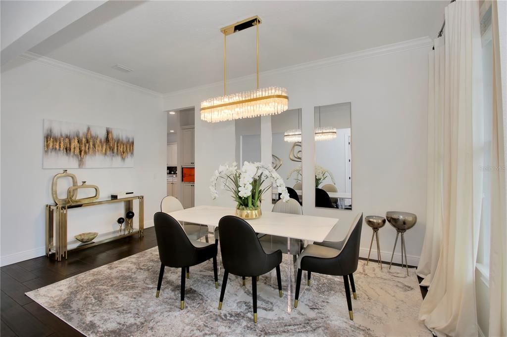 Chandelier, Dining room, Interior, Recessed Lighting, Wood Texture Flooring