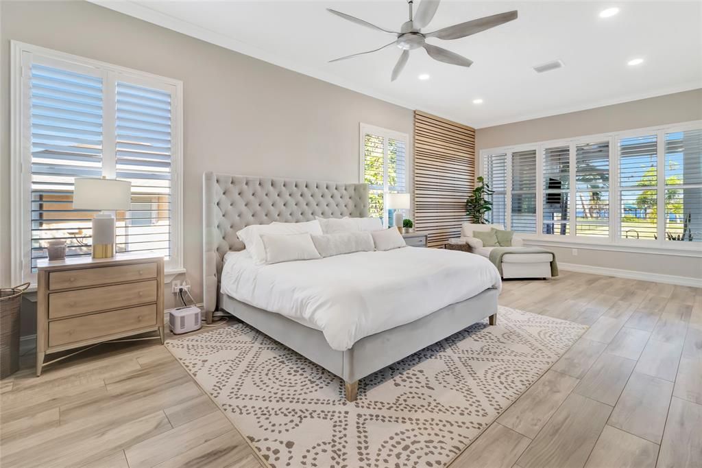 Bedroom, Interior, Recessed Lighting, Water, Wood Texture Flooring