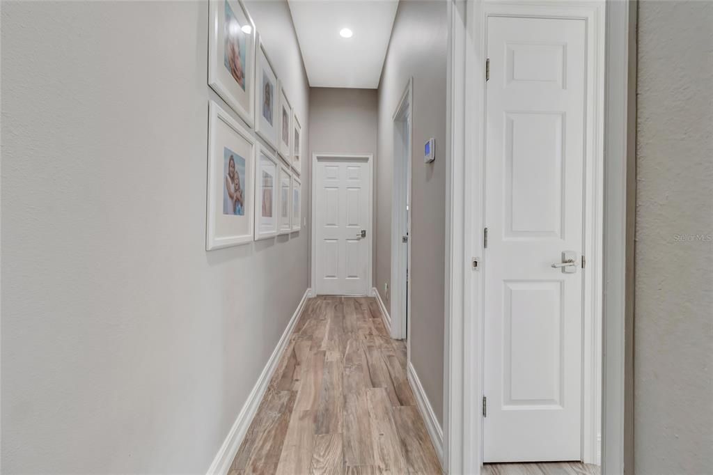 Interior, Recessed Lighting, Wood Texture Flooring