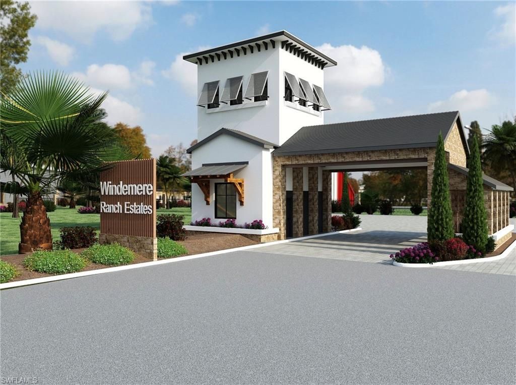 Exterior, Facade, Modern