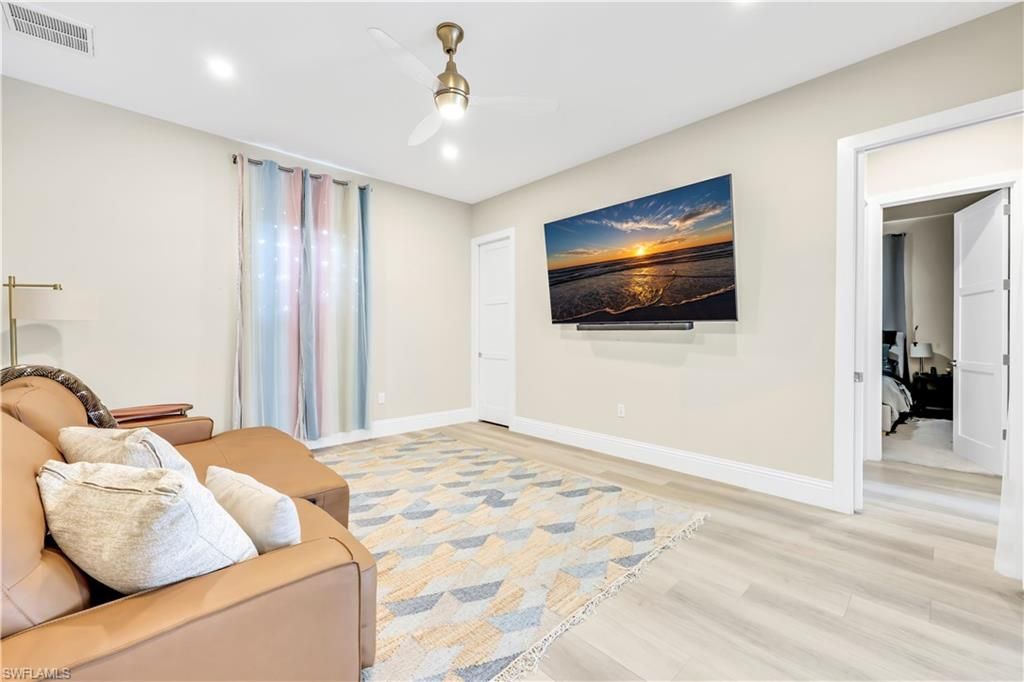 Bathroom, Interior, Recessed Lighting, Wood Texture Flooring