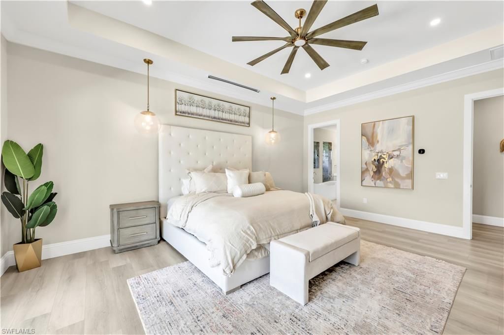Bedroom, Interior, Pendant Lights, Recessed Lighting, Wood Texture Flooring
