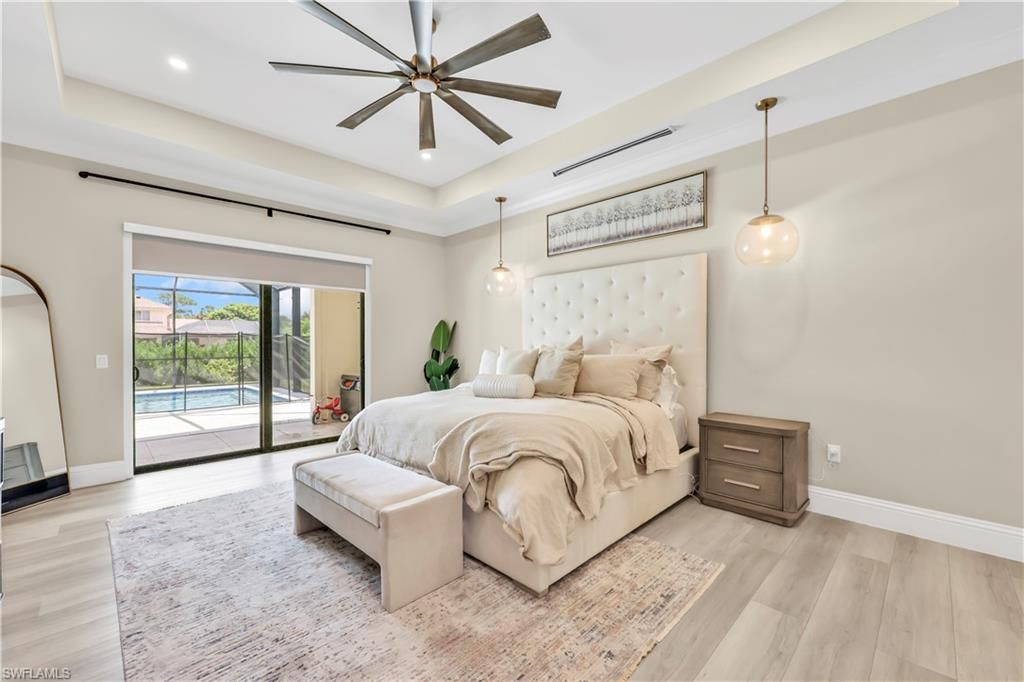 Bedroom, Interior, Pendant Lights, Recessed Lighting, Wood Texture Flooring