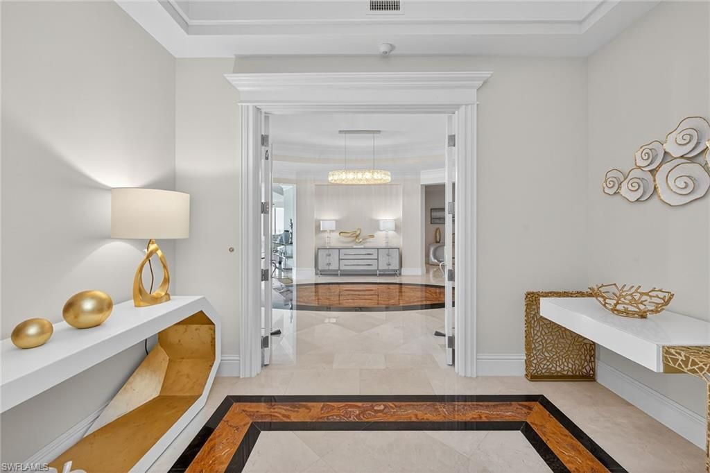 Interior, Pendant Lights, Wood Texture Flooring