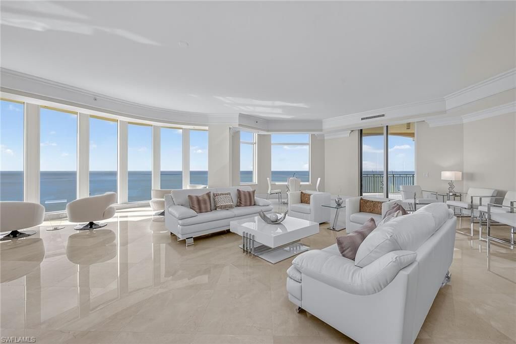 Interior, Living room, Water