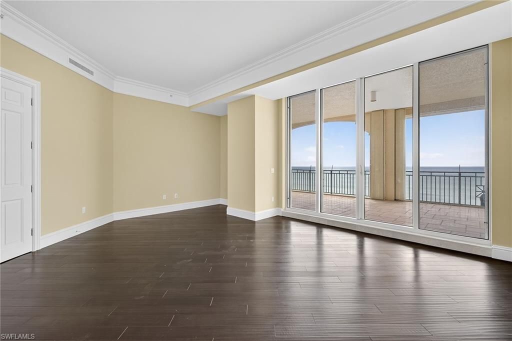 Empty room, Interior, Water, Wood Texture Flooring