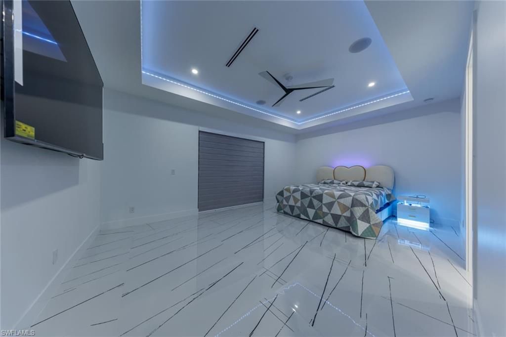 Bedroom, Interior, Marble, Recessed Lighting