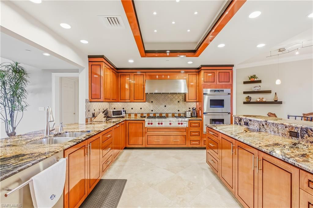 Interior, Kitchen, Pendant Lights, Recessed Lighting, Stainless Steel Appliances