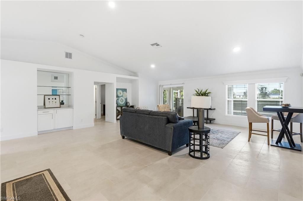 Dining room, Interior, Living room, Recessed Lighting