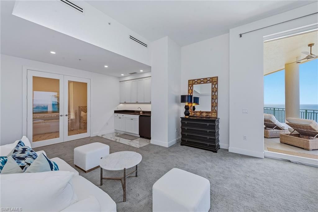 Interior, Living room, Recessed Lighting, Water