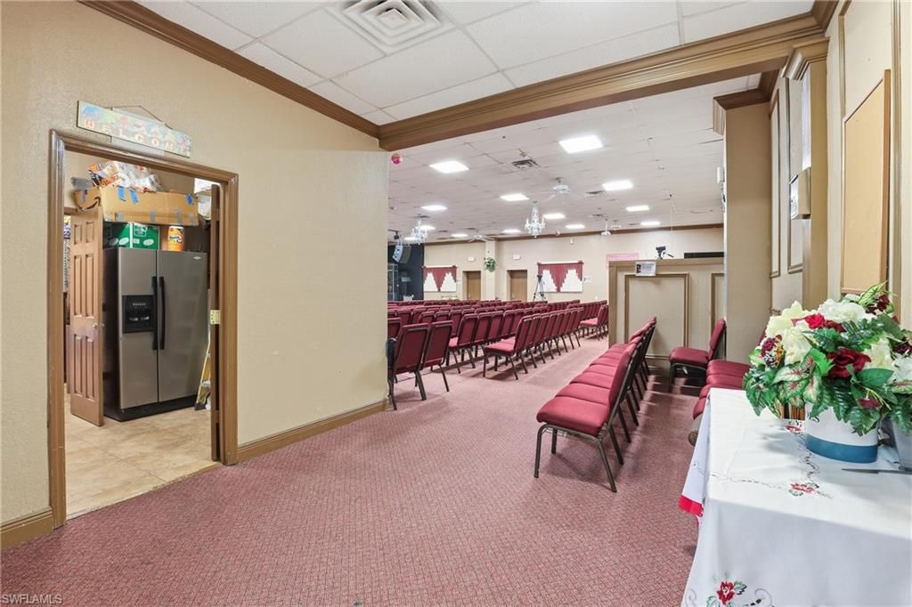 Dining room, Interior, Kitchen, Pendant Lights, Recessed Lighting