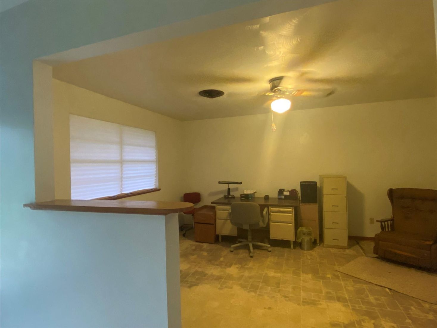 Home Office, Interior