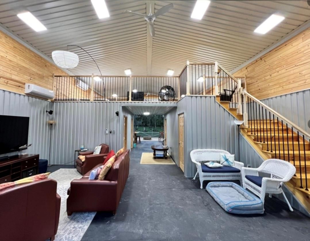Interior, Living room, Pendant Lights, Wooden Ceilings, Wooden Walls