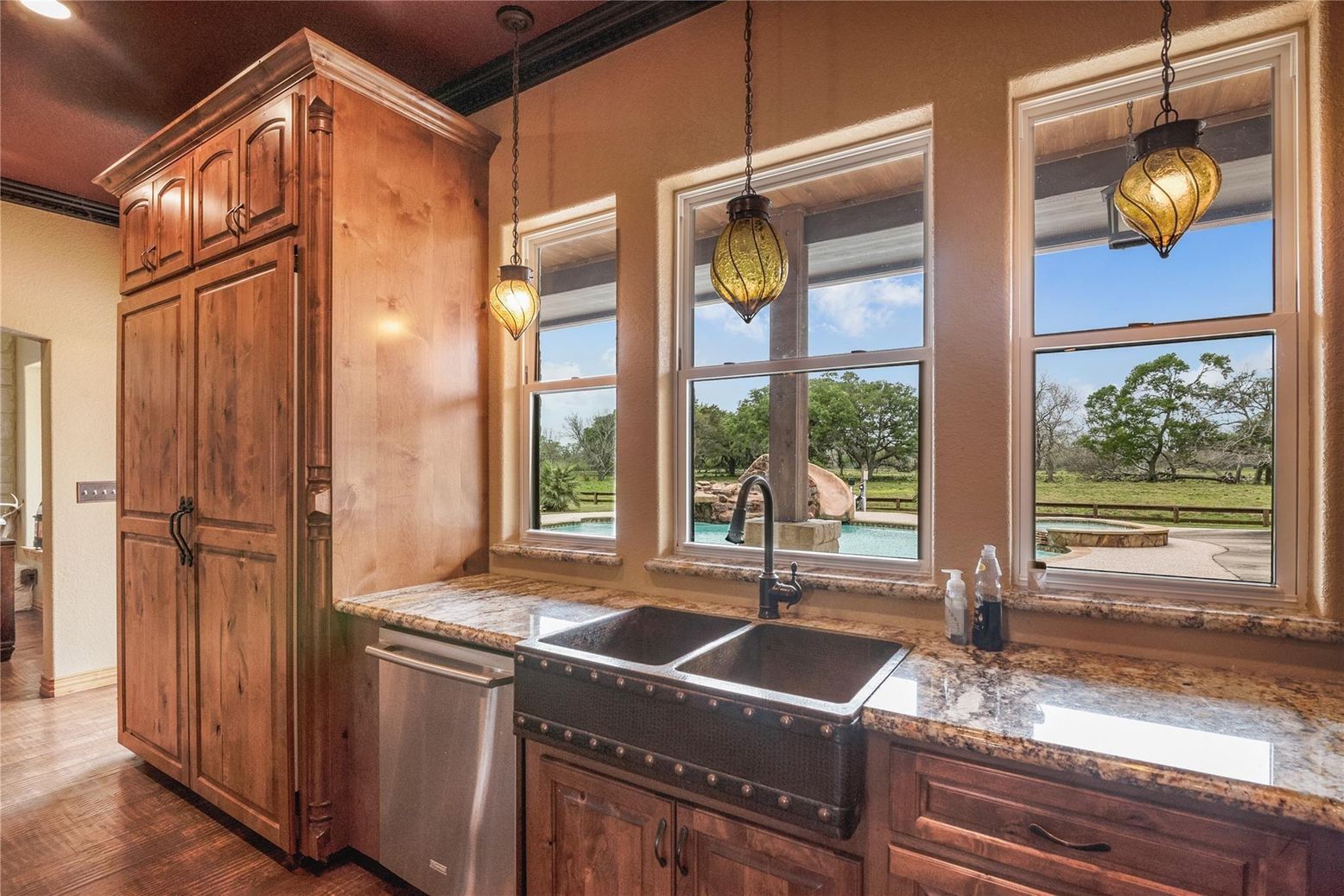 Interior, Kitchen, Pendant Lights, Wood Texture Flooring